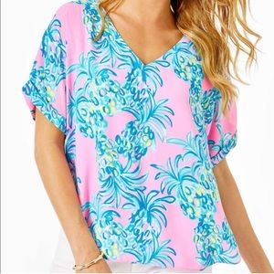 Lilly Pulitzer Casden Top- pink pineapple excellent condition